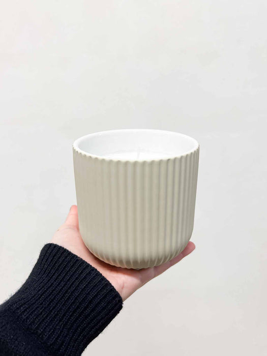 JAEL » Candela profumata avorio con contenitore in ceramica