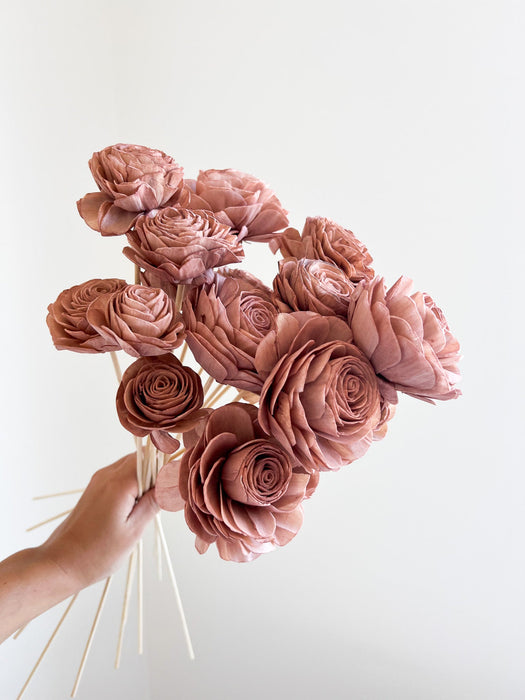 JULIETTE » Mazzo di rose rosa chiaro tagliate e ricostruite in fibra di manioca