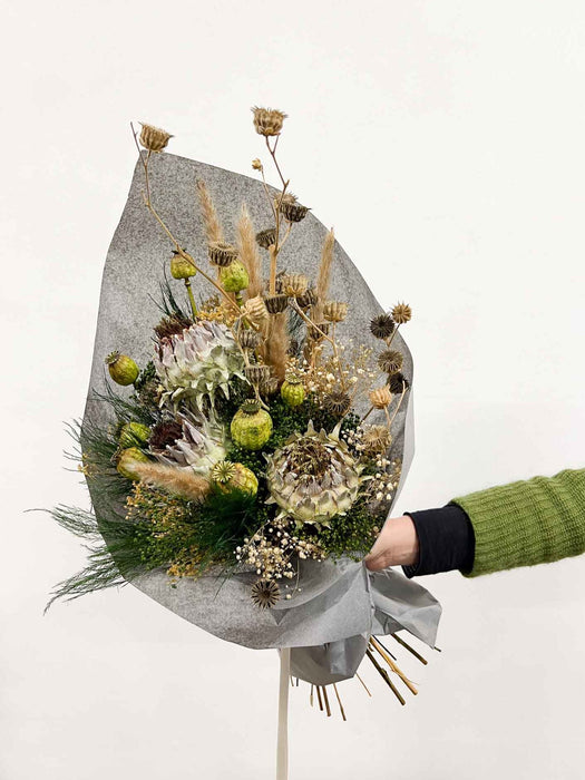 ARTURO » Bouquet di fiori secchi verdi su tonalità naturali